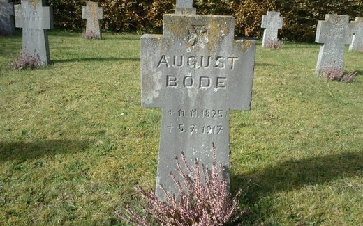 Ansicht der Kriegsgräberstätte Bevern, Friedhof Forster Str.