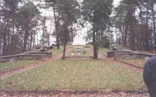 Ansicht der Kriegsgräberstätte Talussen / Talusy