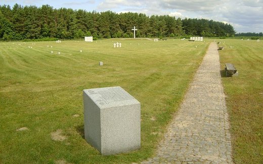 Ansicht der Kriegsgräberstätte Berjosa