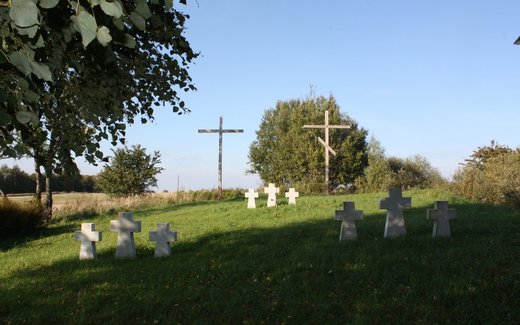 Ansicht der Kriegsgräberstätte Habichtsau