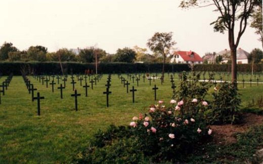 Ansicht der Kriegsgräberstätte Balatonkenese
