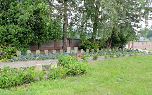 Ansicht der Kriegsgräberstätte Börger, Kath. Friedhof