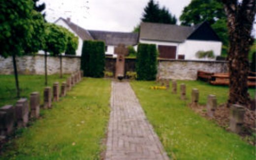 Ansicht der Kriegsgräberstätte Blankenheim-Rohr-Kriegsgräberstätte
