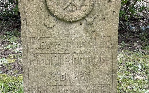 Ansicht der Kriegsgräberstätte Apremont