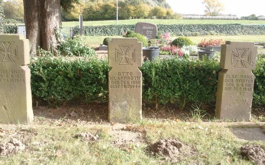Ansicht der Kriegsgräberstätte Boffzen, Ev.- luth. Friedhof