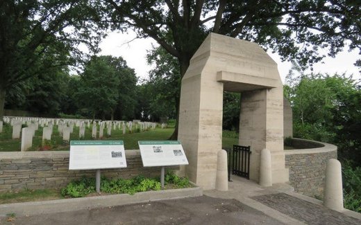 Ansicht der Kriegsgräberstätte Beuvry Gorre brit. Cem. 1. WK