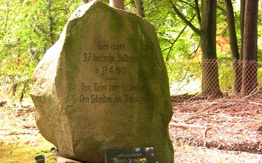 Ansicht der Kriegsgräberstätte Angermünde-Steinhöfel/Neuhaus