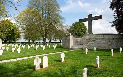 Ansicht der Kriegsgräberstätte Cambrai