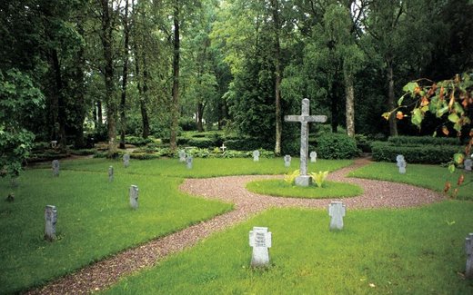 Ansicht der Kriegsgräberstätte Dzukste