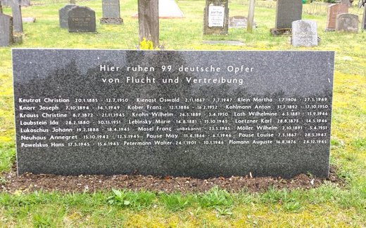 Ansicht der Kriegsgräberstätte Kaarßen