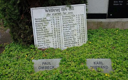 Ansicht der Kriegsgräberstätte Oberhausen-Königshardt-Evangelischer Friedhof