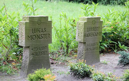 Ansicht der Kriegsgräberstätte Börger, Kath. Friedhof