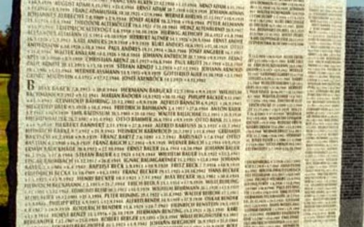 Ansicht der Kriegsgräberstätte Pulawy