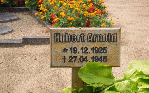 Ansicht der Kriegsgräberstätte Bertikow