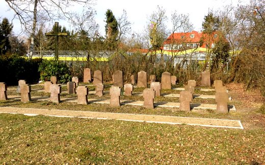 Ansicht der Kriegsgräberstätte Bleckede, Ev.- luth. Friedhof