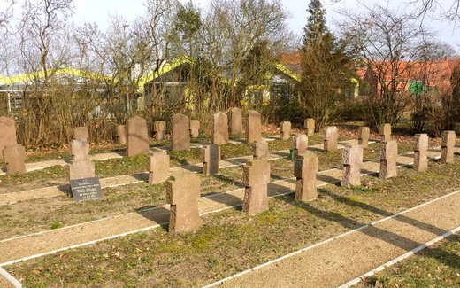Ansicht der Kriegsgräberstätte Bleckede, Ev.- luth. Friedhof