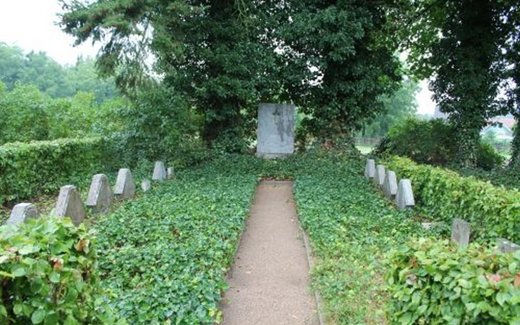 Ansicht der Kriegsgräberstätte Bleckede - Barskamp, Ev.- luth. Friedhof