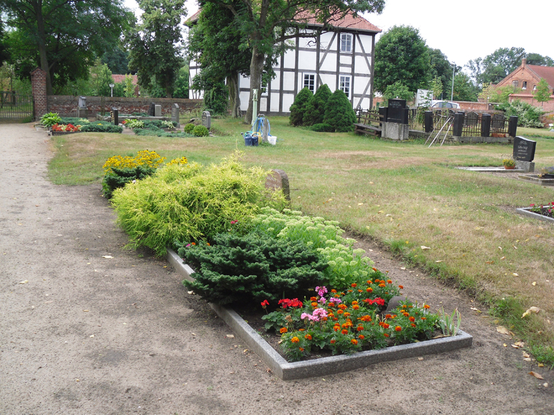 Altbarnim, evangelischer Friedhof
